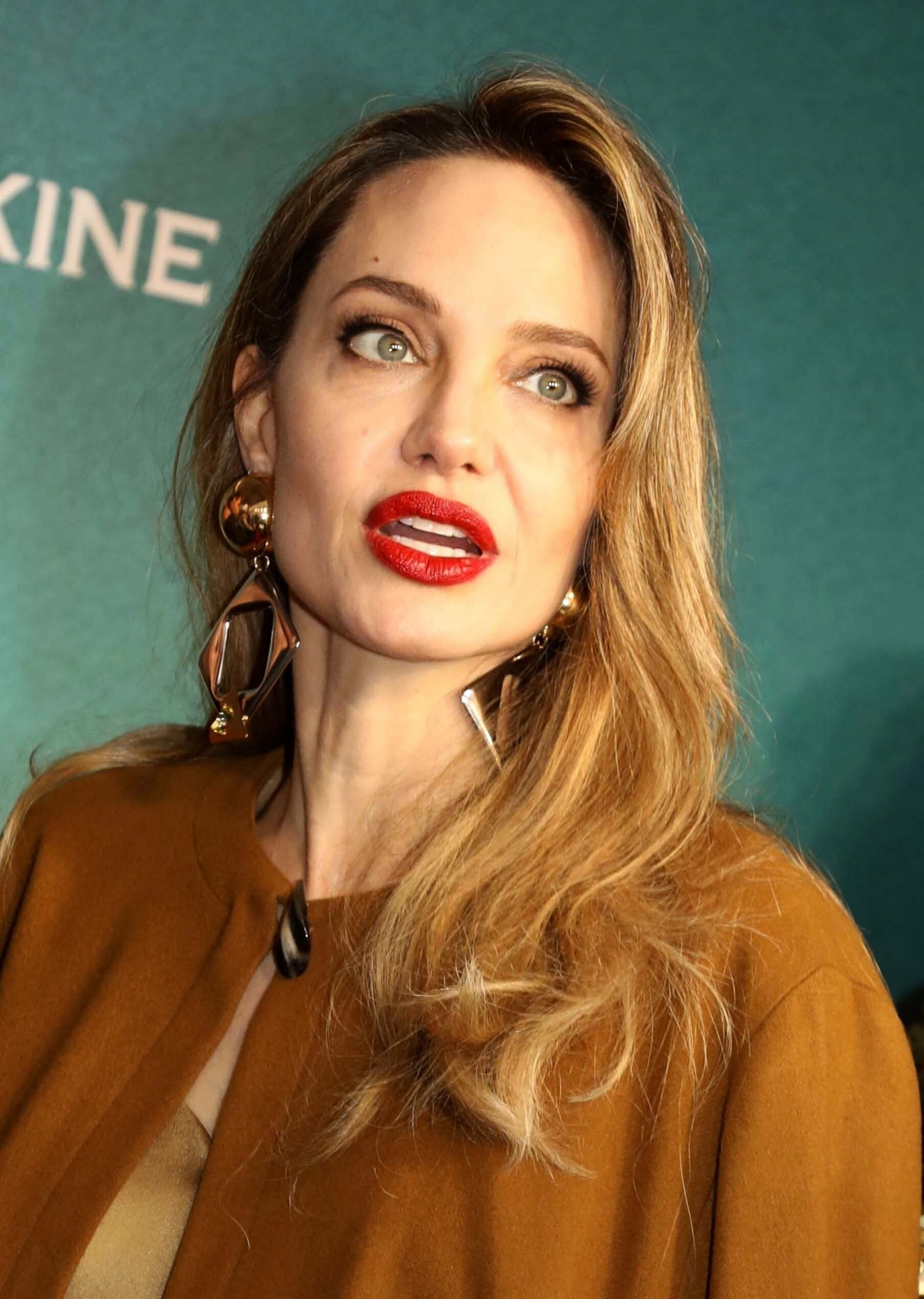 Анджелина Джоли (Angelina Jolie)