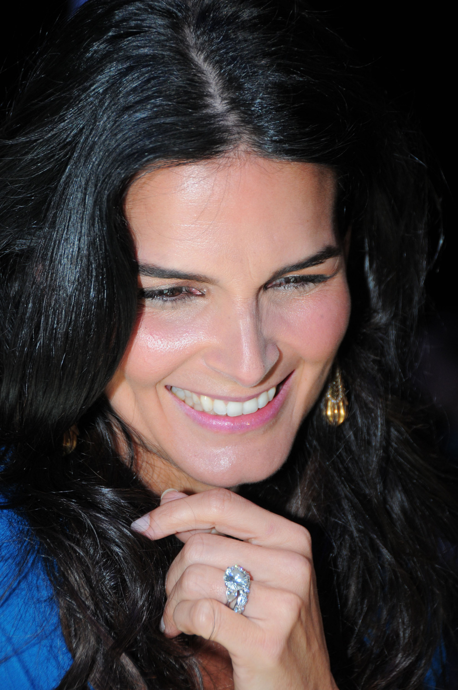 Энджи Хэрмон - Angie Harmon фото №364486