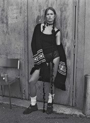 Anna Ewers ~ Vogue Italia Novembre 2023 by BRUNO STAUB фото №1394054