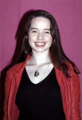 Anna Popplewell фото №243085