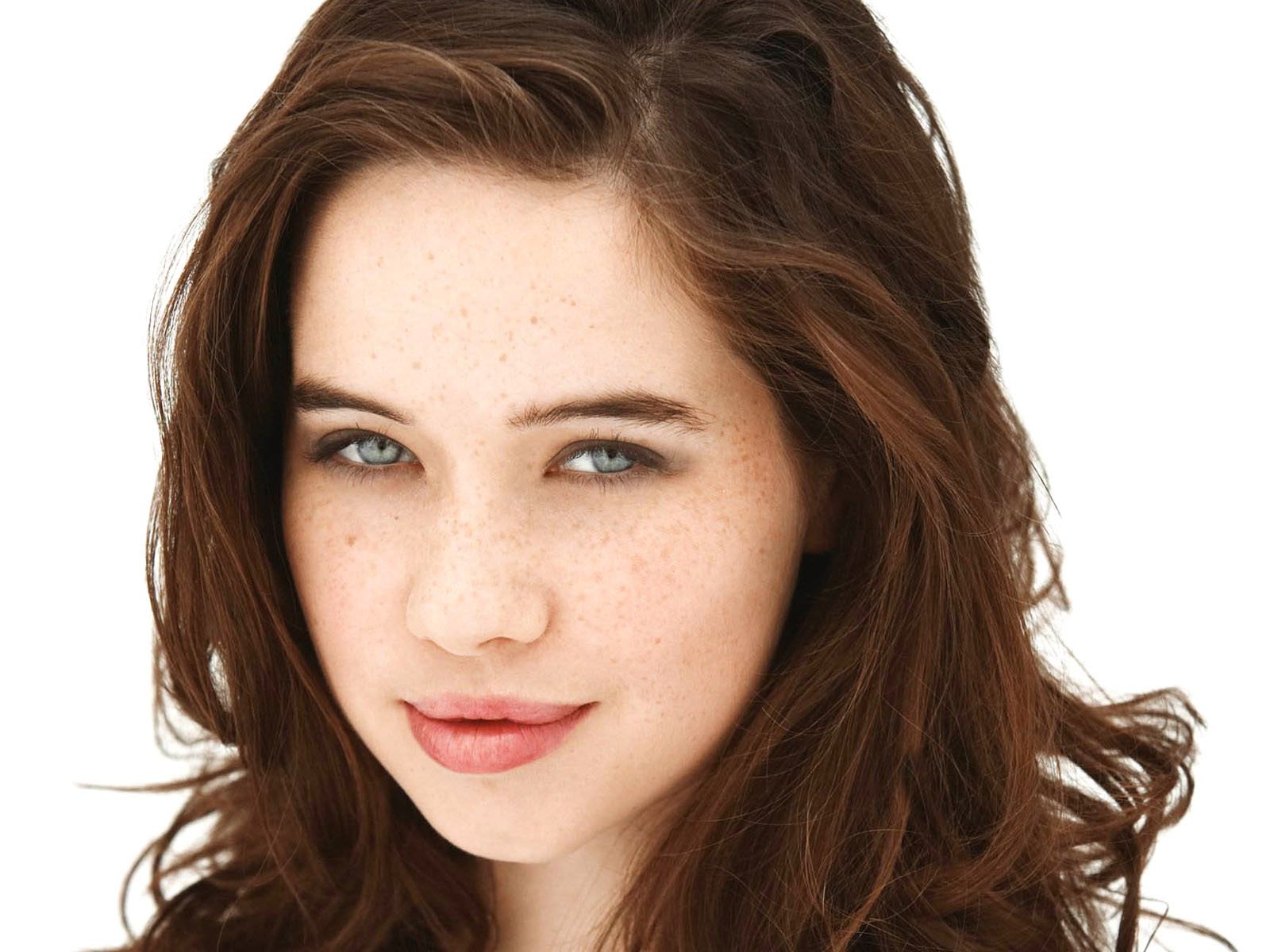 Анна Попплуэлл (Anna Popplewell)