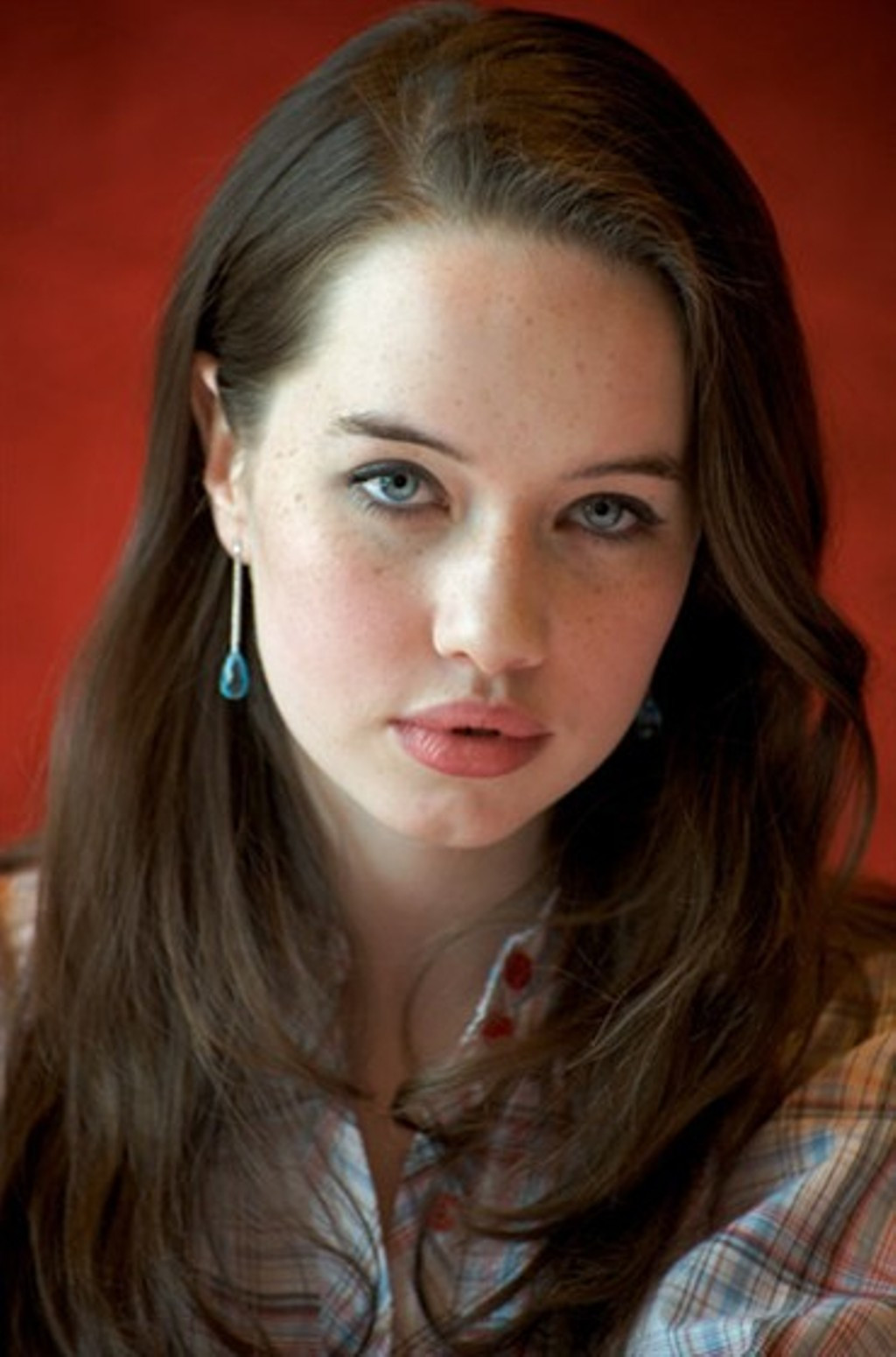 Анна Попплуэлл (Anna Popplewell)