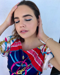 Bailee Madison – Social Media фото №1077991