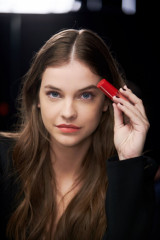 Barbara Palvin – Armani Beauty 2019 фото №1141456