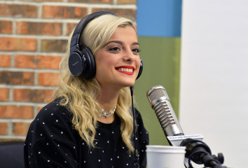 Bebe Rexha - Elvis Duran and the Morning Show фото №963583