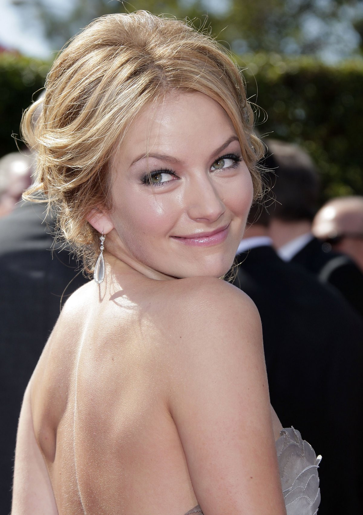 Беки Ньютон (Becki Newton)