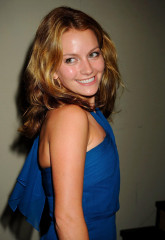 Becki Newton фото №221150