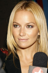 Becki Newton фото №218775