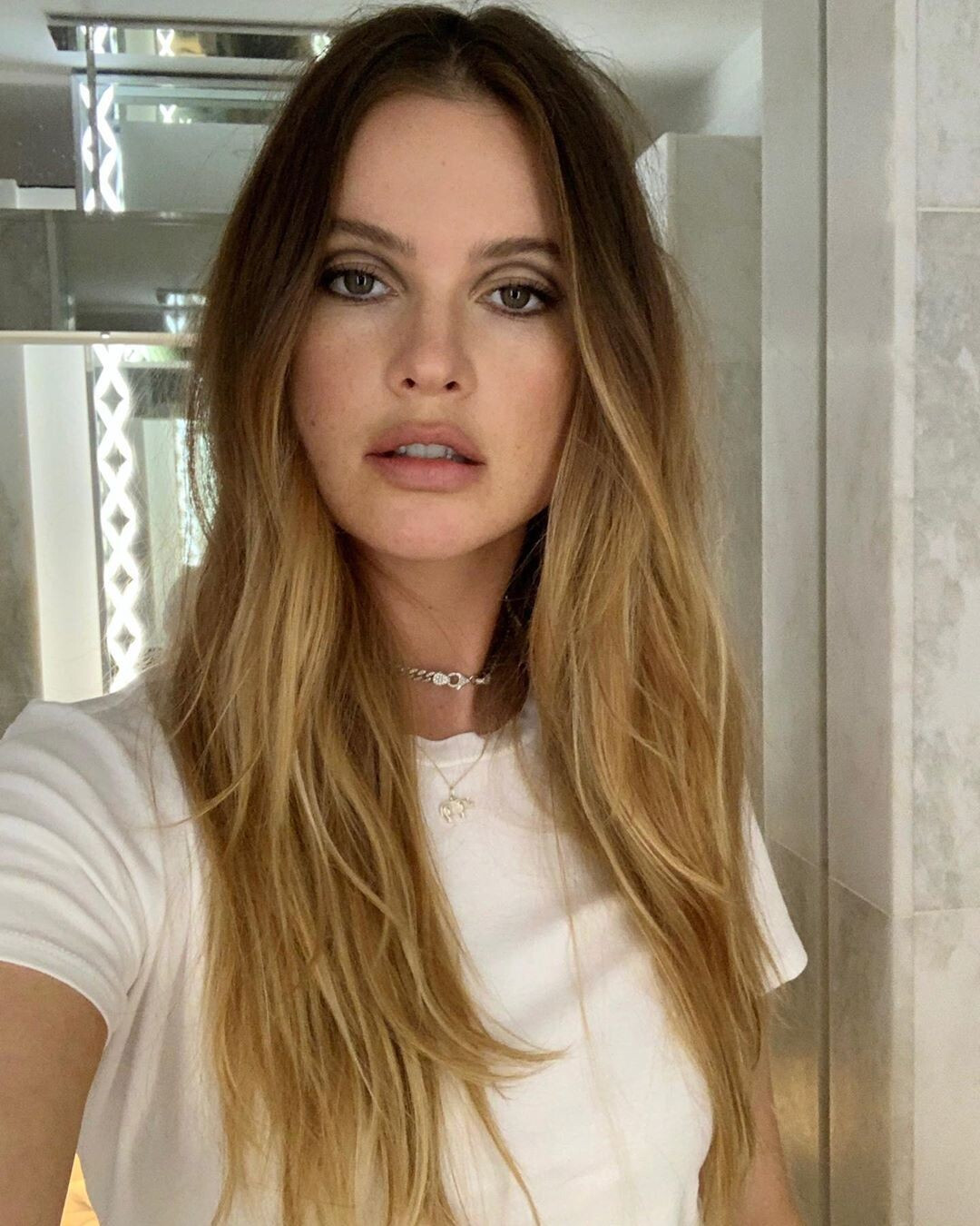 Беати Принслу (Behati Prinsloo)