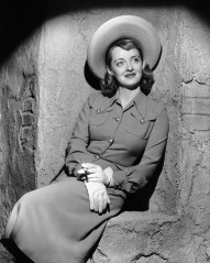 Bette Davis фото №383338