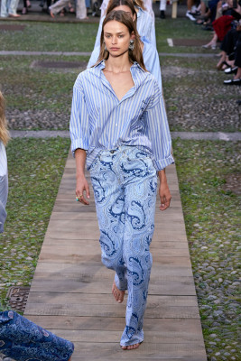 Etro Spring/Summer 2020 Fashion Show in Milan фото №1222831