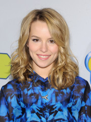 Bridgit Mendler фото №617240