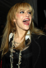 Brittany Murphy фото №227706