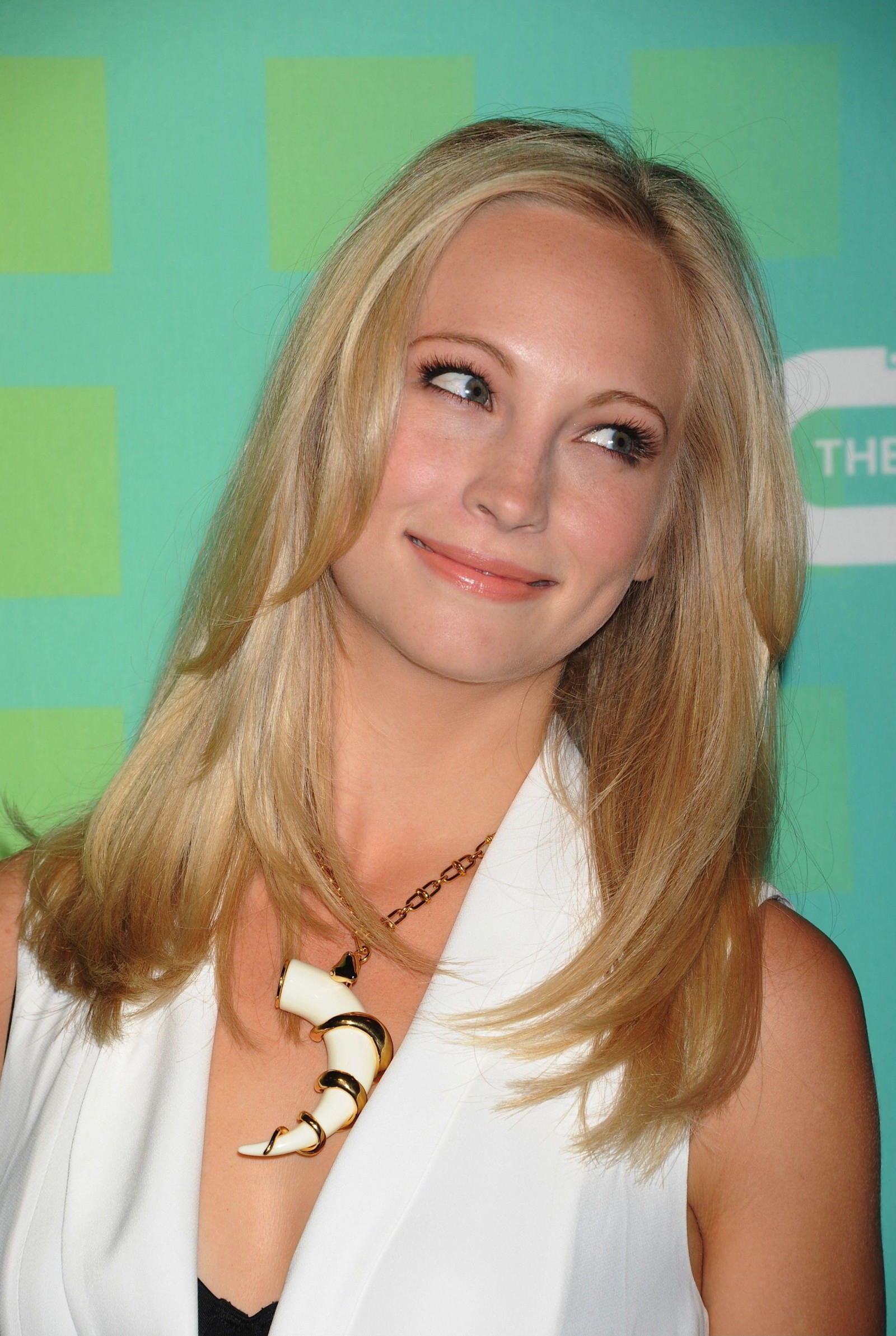 Кэндис Аккола (Candice Accola)