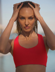 Candice Swanepoel for Alo Yoga фото №1397110