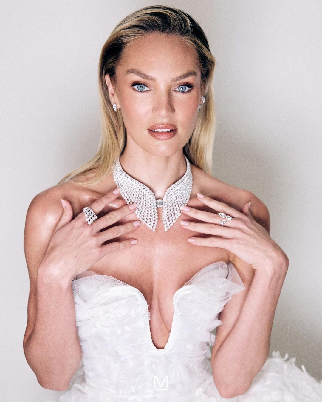 Кэндис Свэйнпол (Candice Swanepoel)