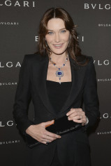 Carla Bruni фото №654372