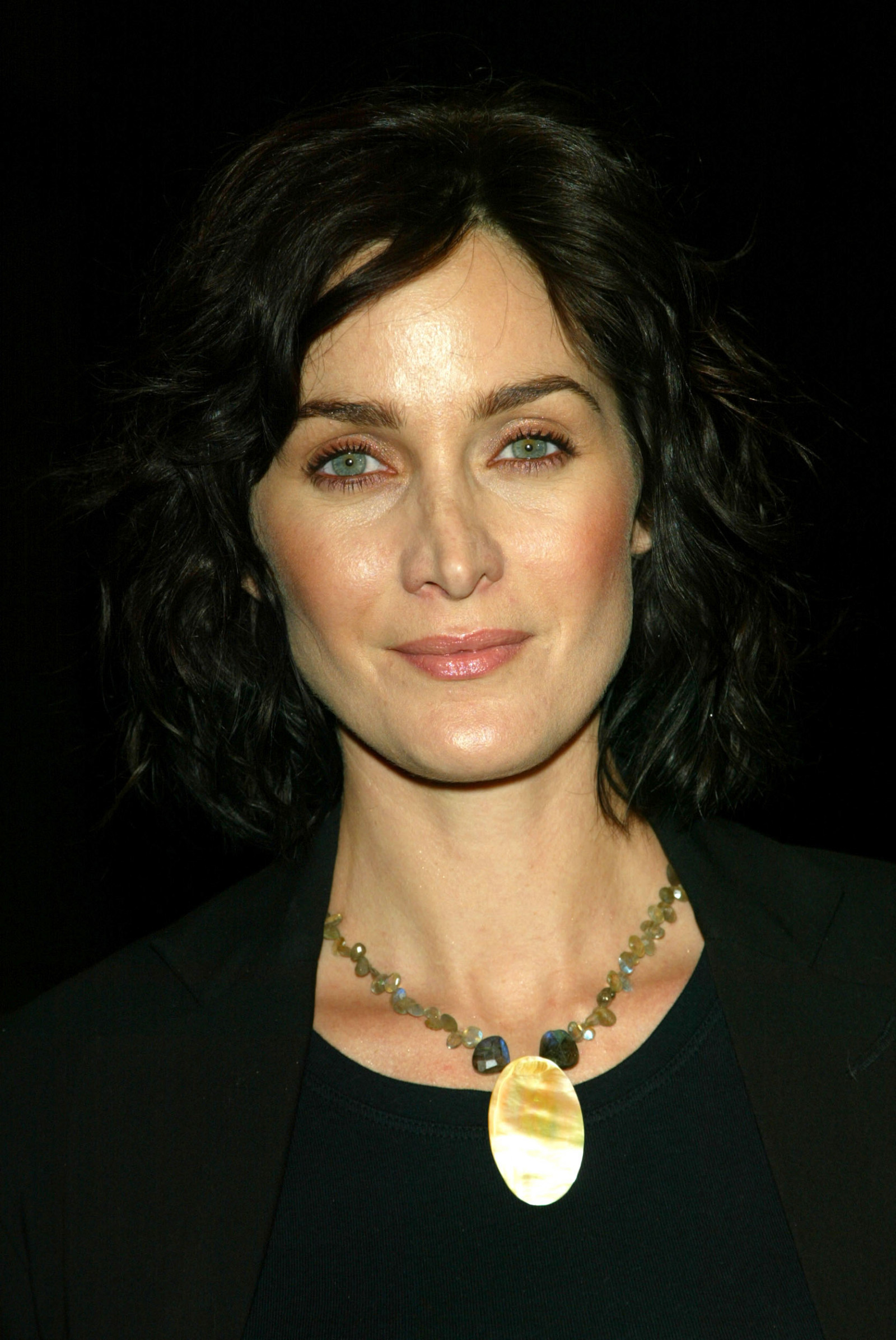 Кэрри Энн Мосс (Carrie Anne Moss)