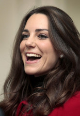 Catherine, Duchess of Cambridge фото №391505