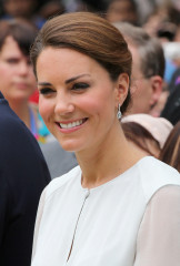 Catherine, Duchess of Cambridge фото №650086