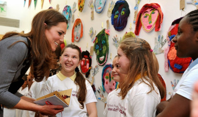 Catherine, Duchess of Cambridge фото №481568