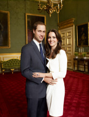 Catherine, Duchess of Cambridge фото №390120