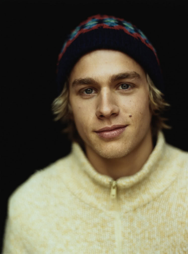 Чарли Ханнэм (Charlie Hunnam)