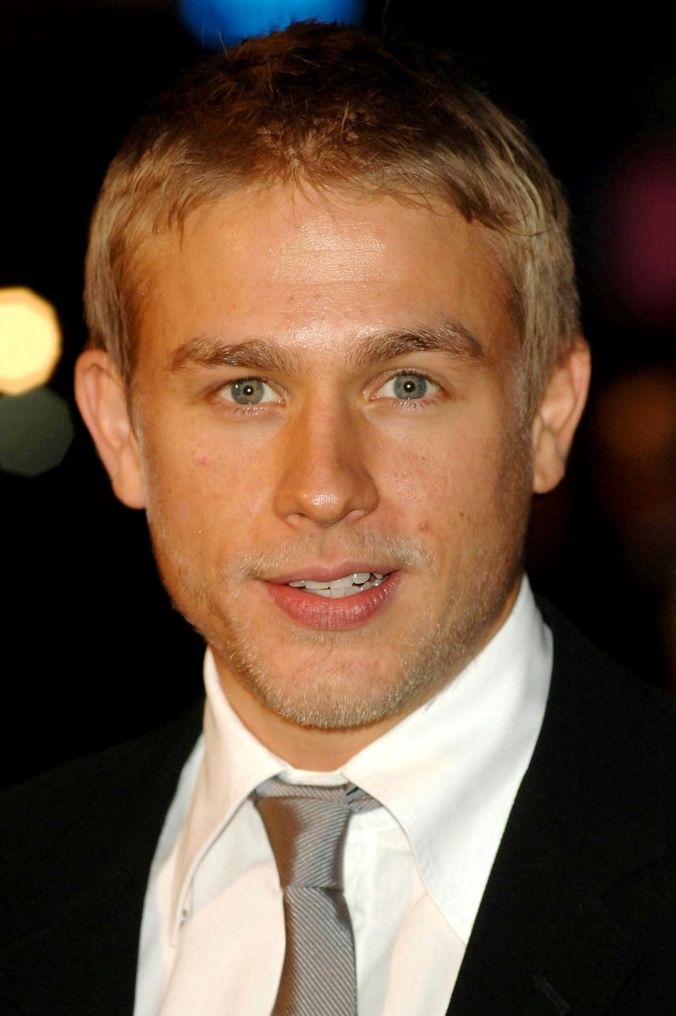 Чарли Ханнэм (Charlie Hunnam)