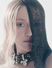 Dakota Fanning for Numero Netherlands April 2024 фото №1396027