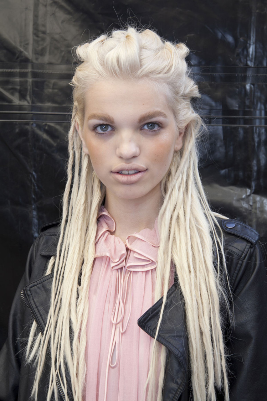 Дафна Гроенвельд (Daphne Groeneveld)