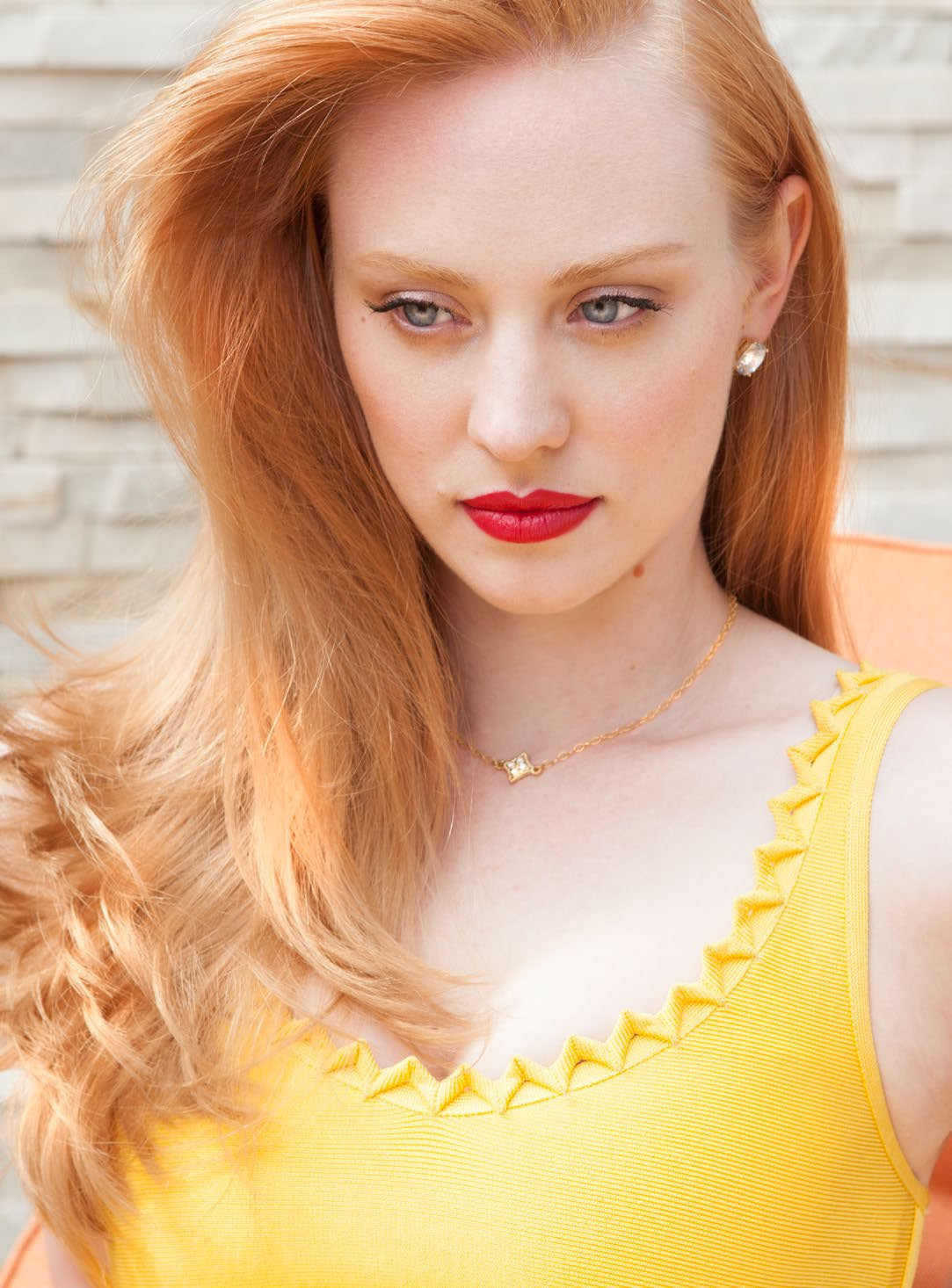 Дебора Энн Уолл (Deborah Ann Woll)