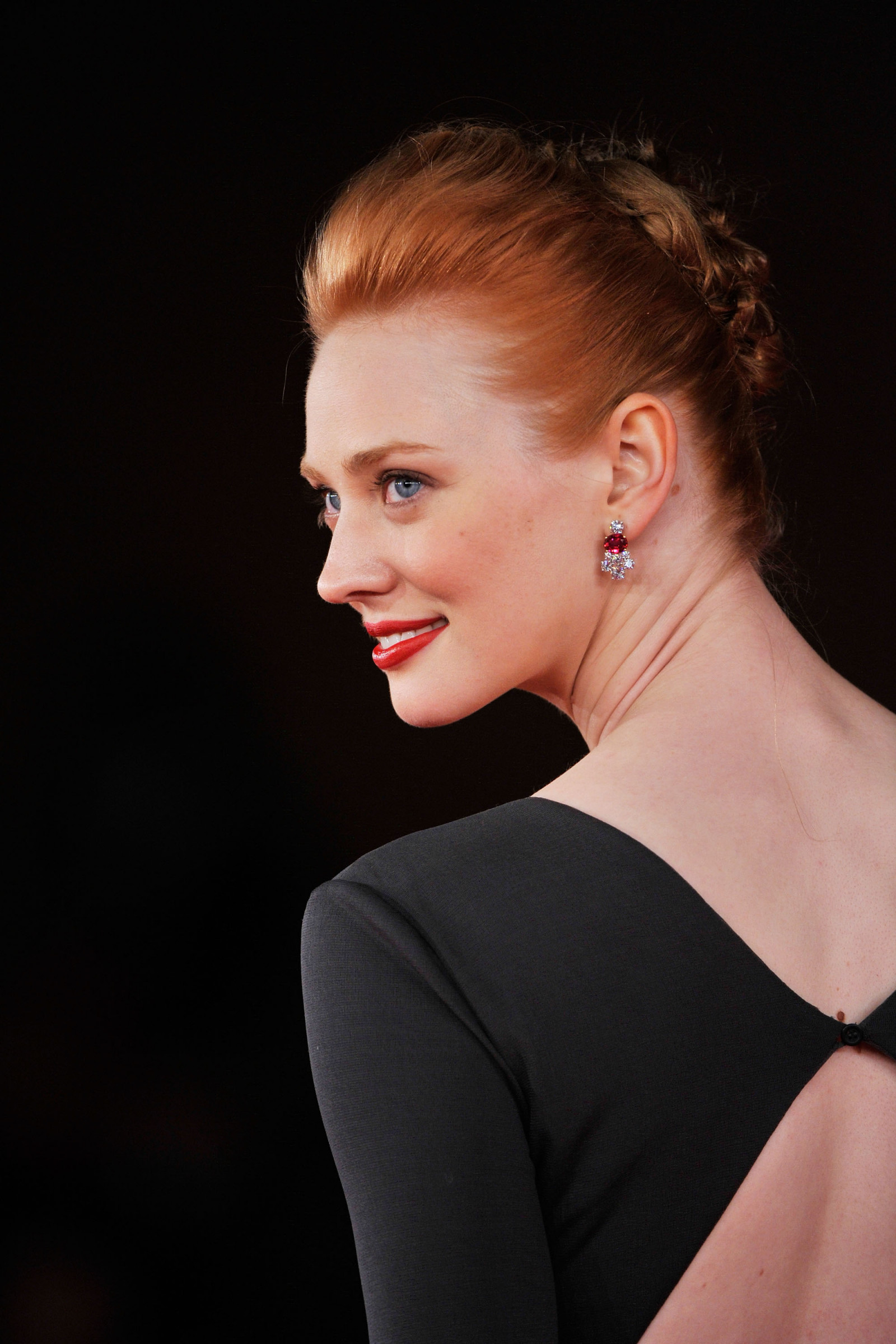 Дебора Энн Уолл (Deborah Ann Woll)