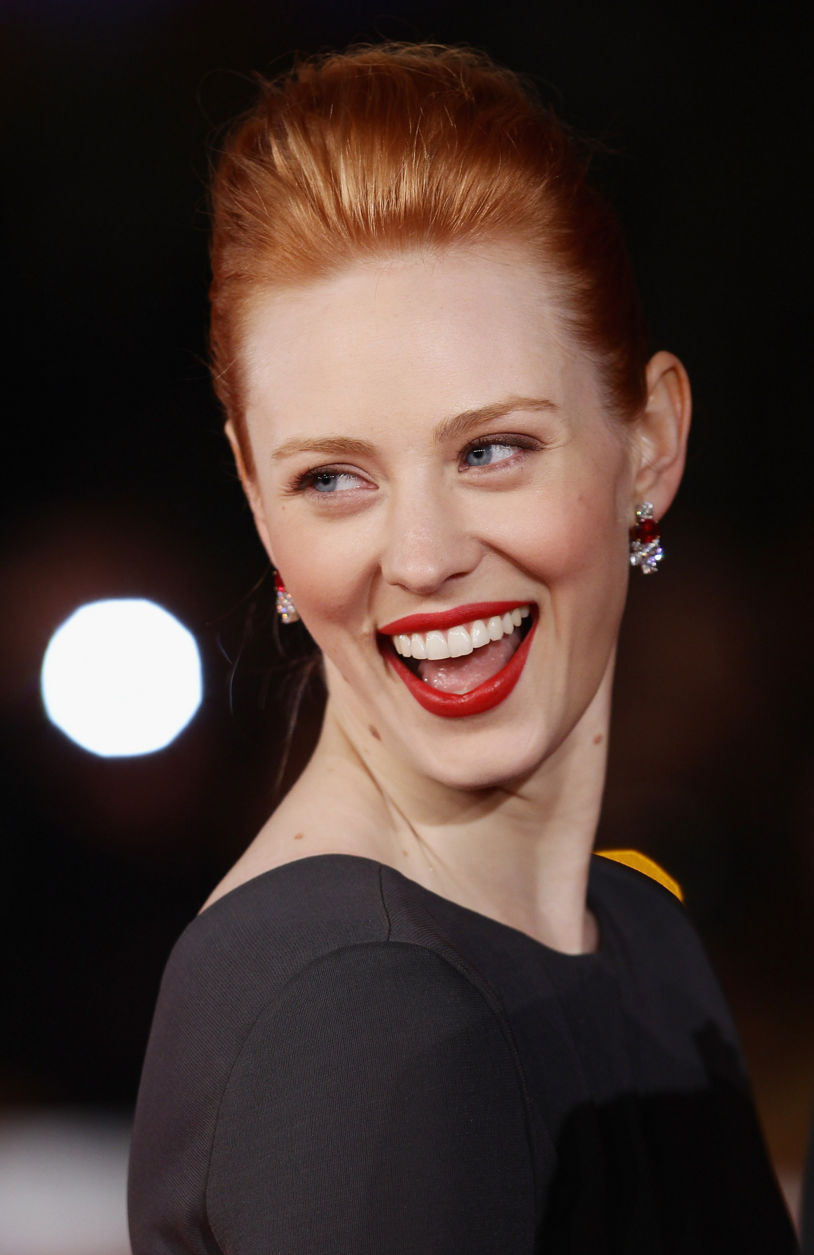 Дебора Энн Уолл (Deborah Ann Woll)