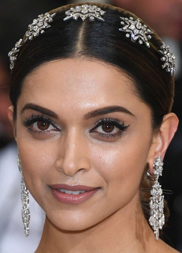 Дипика Падуконе (Deepika Padukone)