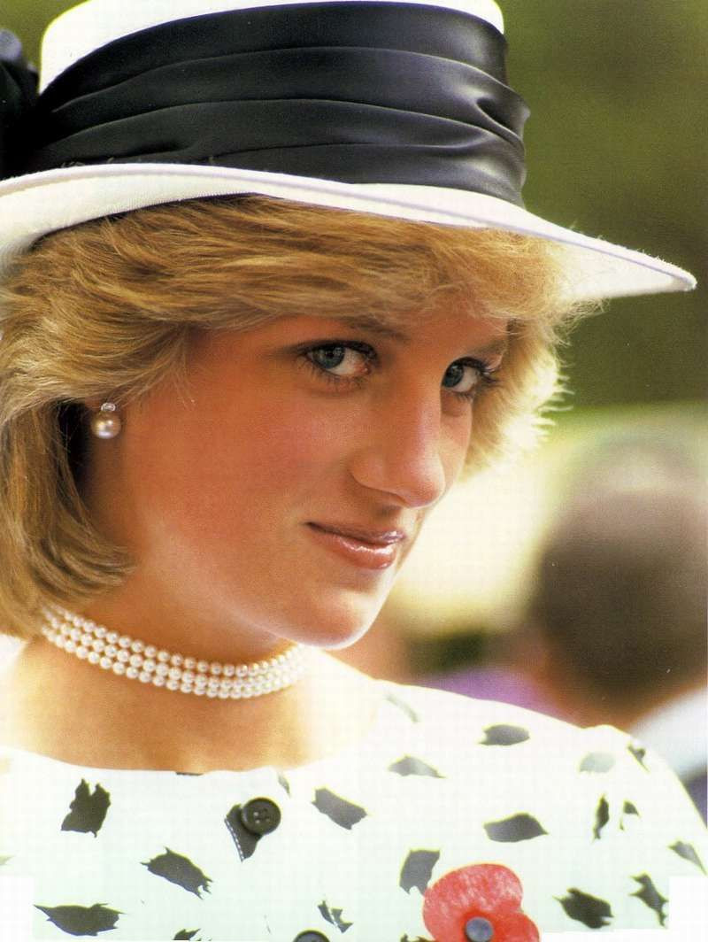 Диана Спенсер (Diana Spencer)