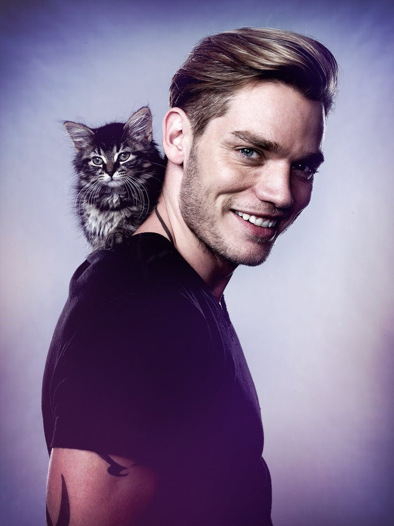 Доминик Шервуд (Dominic Sherwood)