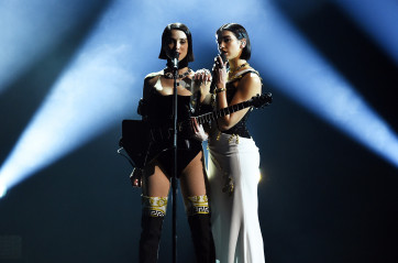 Dua Lipa - 61th Annual Grammy Awards in LA 02/10/2019 фото №1141051