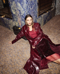 Elizabeth Olsen – Observer Magazine, September 2024 фото №1403714