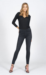 ELIZABETH TURNER for Black Orchid Denim, 2020 фото №1253693