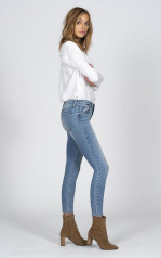 ELIZABETH TURNER for Black Orchid Denim, 2020 фото №1253697