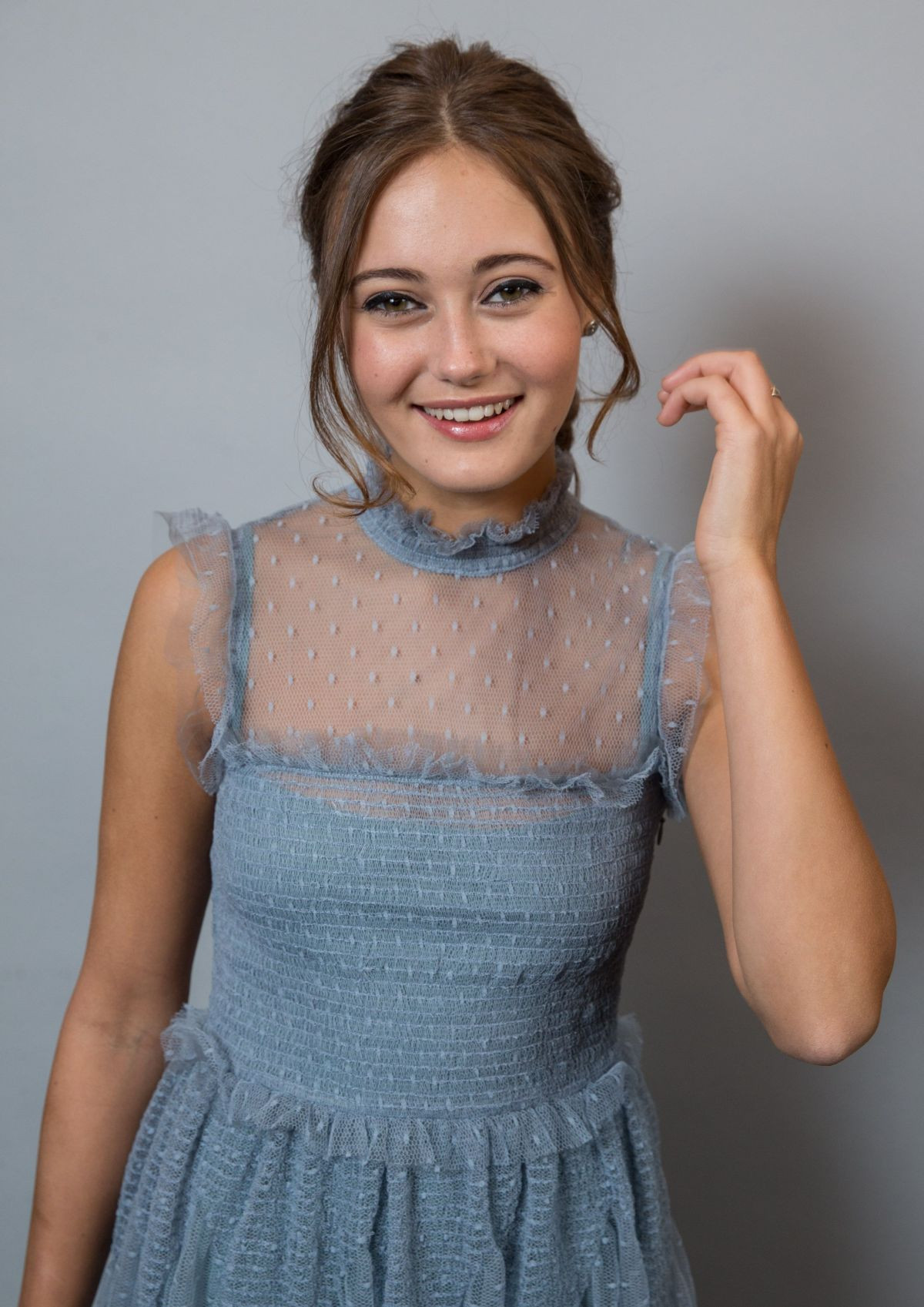 Элла Пернелл (Ella Purnell)