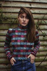 Ella Purnell – ES Magazine April 2018 Photos фото №1061787