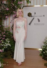 Elle Fanning – Rocu Gin Campaign Premiere Shoot Celebrates in New York фото №1406215