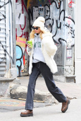 Elsa Hosk is seen on January 27, 2020 in New York City фото №1264682