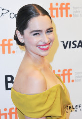 Emilia Clarke фото №695387