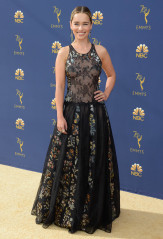 Emilia Clarke - Emmy Awards in LA 09/17/2018 фото №1101857