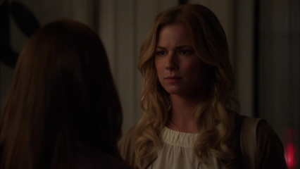 Emily VanCamp - Revenge (2012) 2x02 'Resurrection' фото №1262517