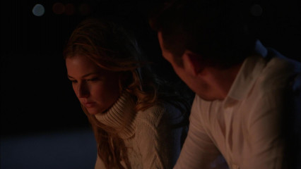 Emily VanCamp - Revenge (2013) 2x13 'Union' фото №1260826