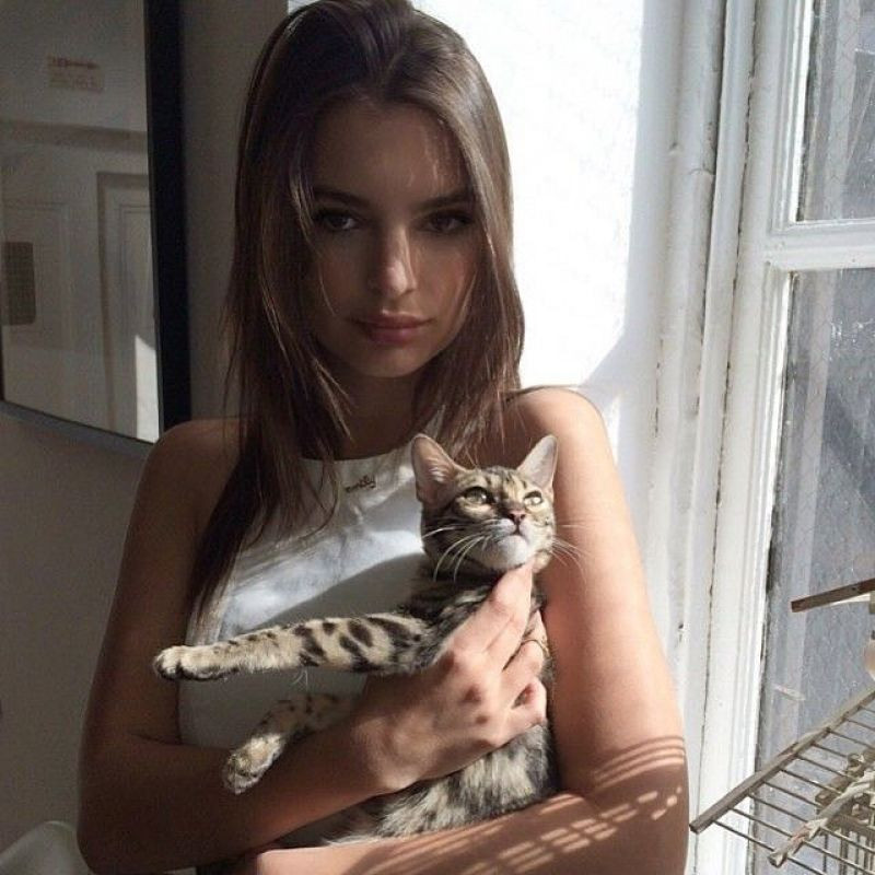 Эмили Ратаковски (Emily Ratajkowski)