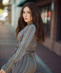 Emma Kenney фото №1105744